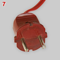 Precursor model of a CEE 7/17 plug