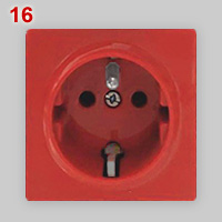 Unusual CEE 7/4 - CEE 7/6 socket