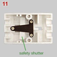 BS 1363 multi-plug with BS 372 part I outlets, shutter