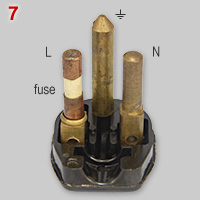 D&S plug, detail