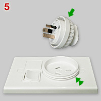 10A plug and socket with lock
