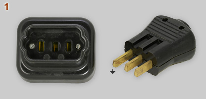 Obsolete Polish 16A 380V single phase plug and socket