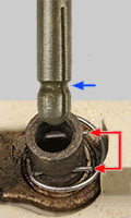 Split pin with additional notch