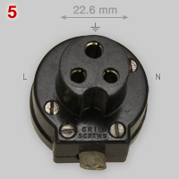 Bulgin 5A 3-pin plug, angled