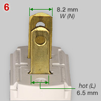 NEMA 1-15P, polarized plug